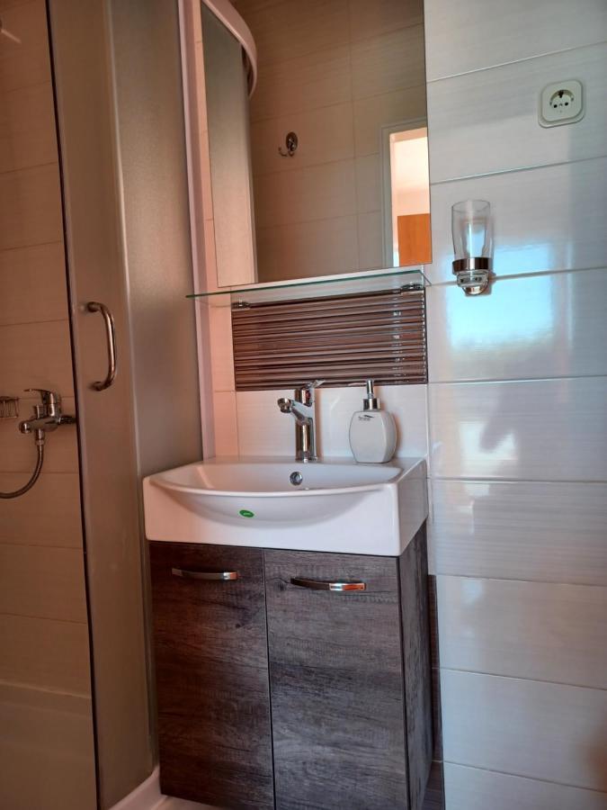 Apartmani Ivic Paka Rab Banjol Kültér fotó